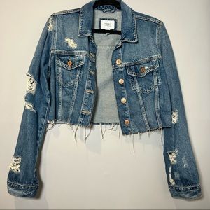 CROPPED DISTRESSED DENIM JACKET